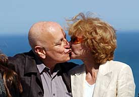 Marisa Paredes con Edgardo Cozarinsky, realizador de 'Crepúsculo rojo'