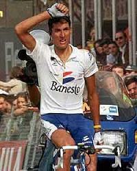 José María Jiménez, entrando vencedor en el Alto de Abantos