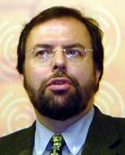 Bizén Fuster es la cabeza visible de CHA para las elecciones generales del 2004