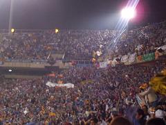 La afición zaragocista no dejó de animar con insistencia a su equipo