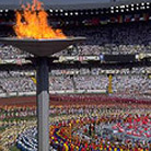 La antorcha olímpica simboliza la evocación del espíritu olímpico de la antigüedad