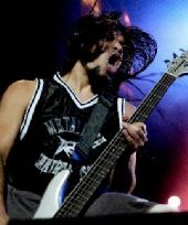 Trujillo, bajista de Metallica, toda una máquina