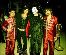 Bunbury con el Circo Raluy